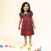 Scarlet Cute