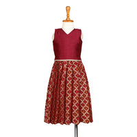 Maroon Bandhani Magic