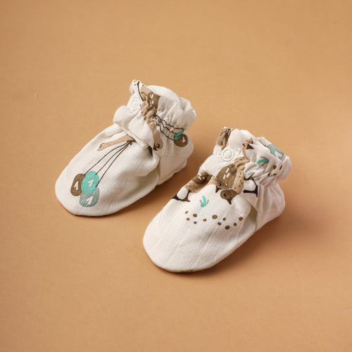 Cap Booties & Mittens