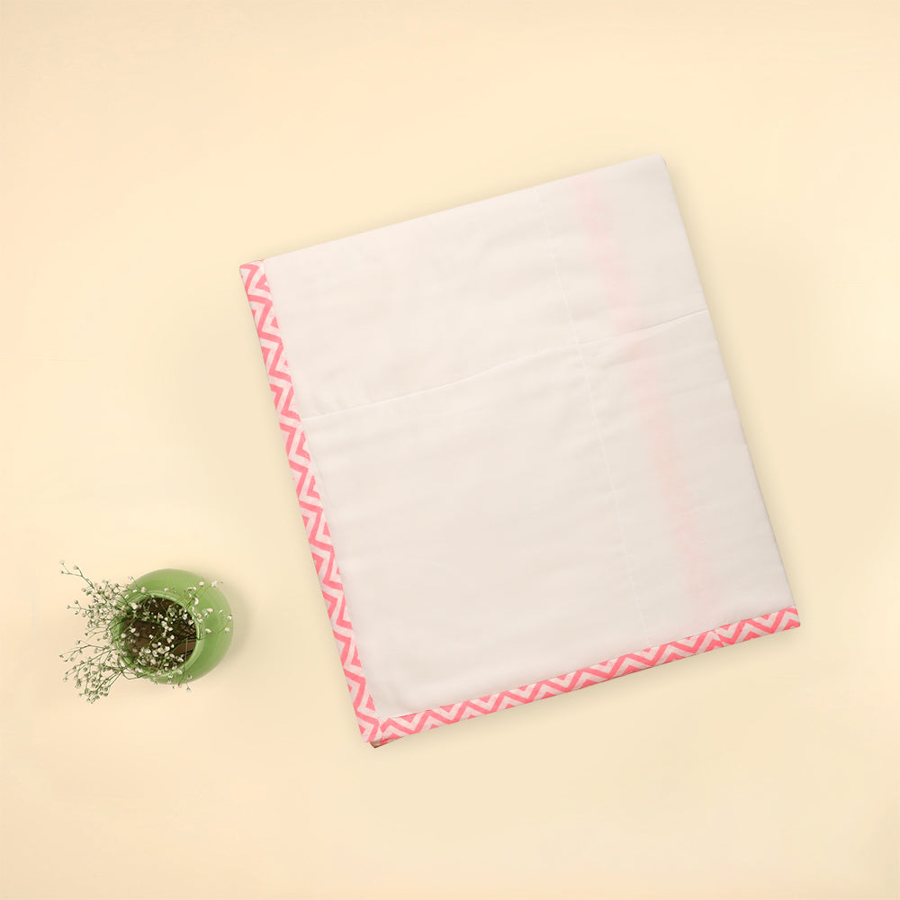 Pink Zigzag-Border